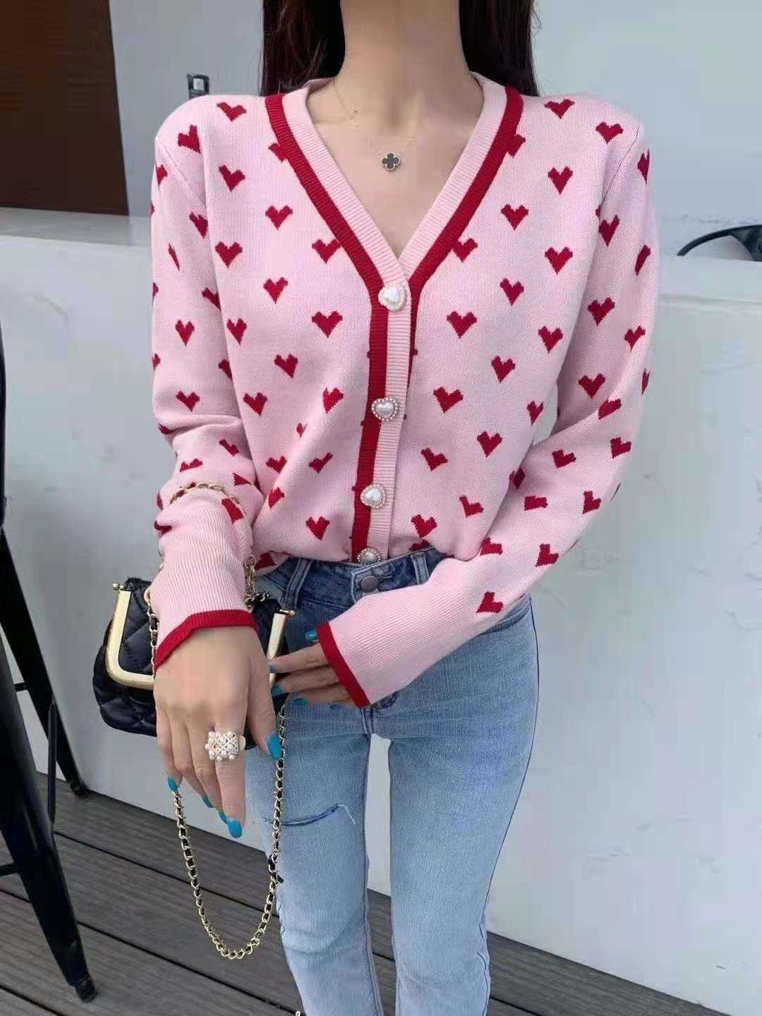 Preppy Style Pink Heart Knit Cardigans Intarsia Sweater Women V Neck Loose Elegaht Thicken Pull Femme Casual Coat C-099 210812