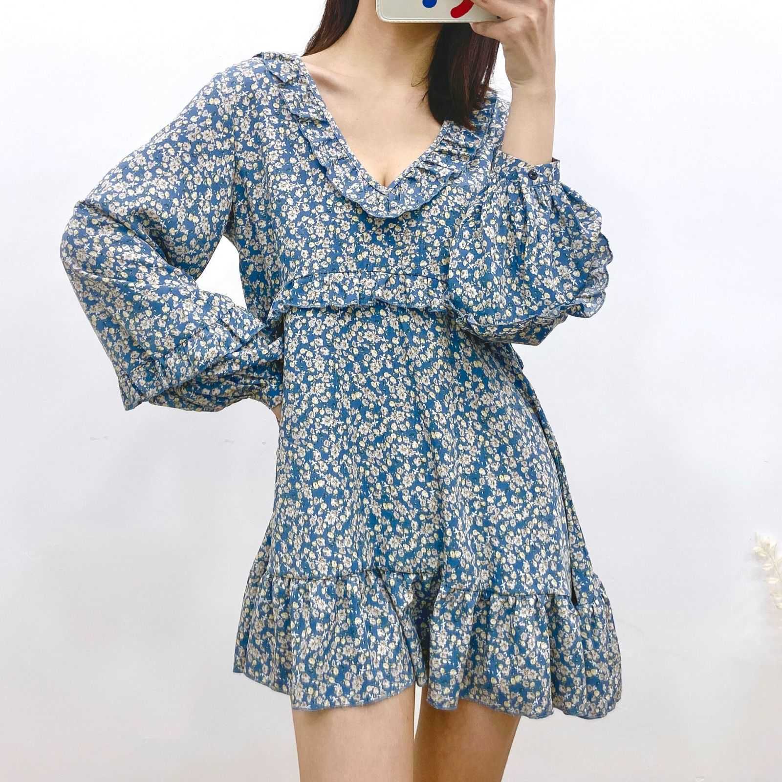Women Dress Floral Printed V-neck Long Sleeves Ruffled Hem Vintage Casual Short Woman Dresses 210709