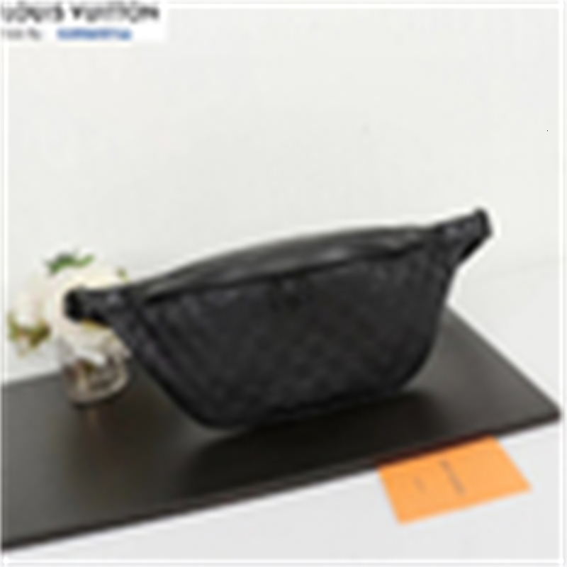 handbags brand bags cross designer bag men luxury shoulder messenger m44336 totes iconic embossed body bags plaid handles belt clutches
handbags brand bags cross designer bag men luxury shoulder messenger m44336 totes iconic embossed body bags plaid handles belt clutches