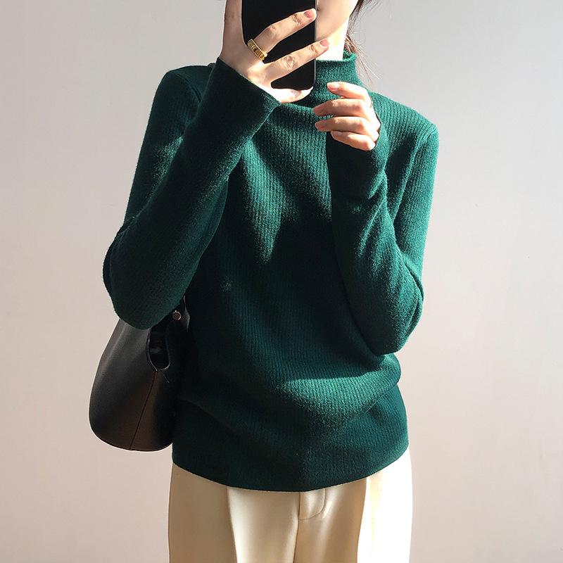 Women's Sweaters Solid Mock Neck Fuzzy Lined Form Fitted Knit Sweater Bron / Green White Khaki, White;black
Women's Sweaters Solid Mock Neck Fuzzy Lined Form Fitted Knit Sweater Bron / Green White Khaki, White;black