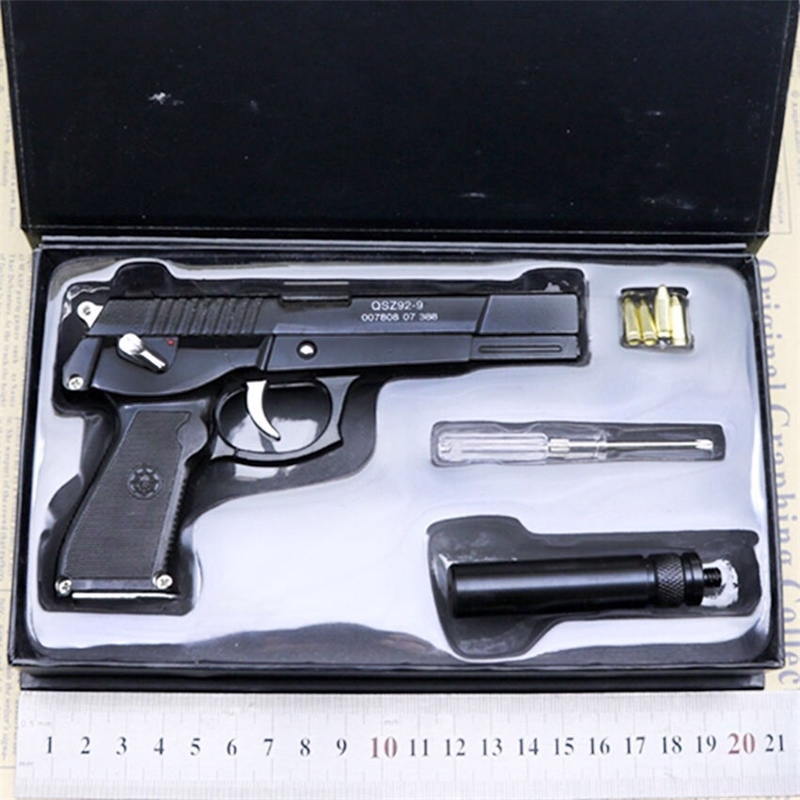 All metal simulation large adult toy children live ammunition disassembly gun model 1:2.05 no bullets
All metal simulation large adult toy children live ammunition disassembly gun model 1:2.05 no bullets