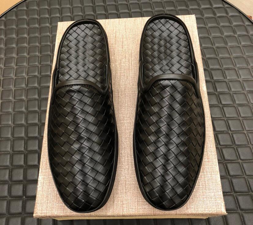 Baby men' Slippers Weaves vamp shoes Real leather Bottega sandals chaussures de designer Christmas A2, Black;grey
Baby men' Slippers Weaves vamp shoes Real leather Bottega sandals chaussures de designer Christmas A2, Black;grey