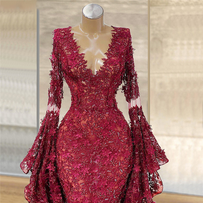 Graceful Red Evening Dresses Lace Appliques Deep V Neck Long Sleeves Beads Prom Gown Custom Made Formal Party Floor Length Vestido de novia