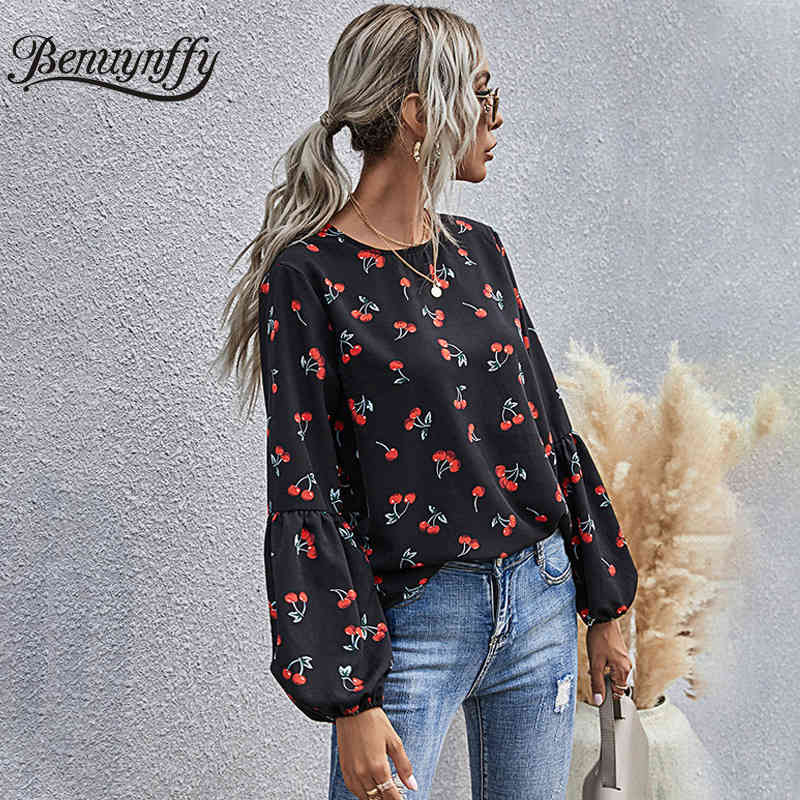 Women Blouse Shirt Autumn Fashion Long Sleeve Woman s Casual Fruit Print Spring O-Neck Top 210510