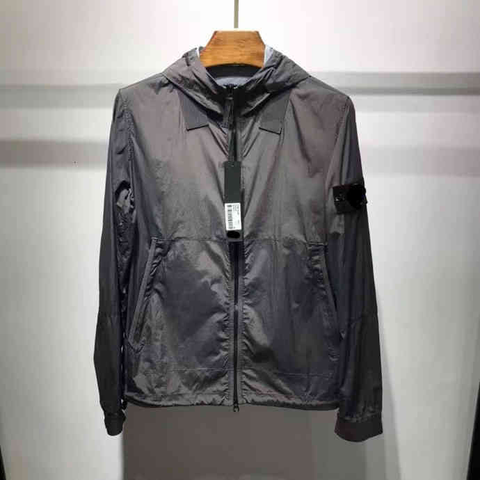 high quality Designer Mens Jackets Stone Spring Autumn Coat Windrunner Fashion Hooded hoodies island Sports Windbreaker Casual Zipper Coats Man Outerweartee, The difference is not shipped
high quality Designer Mens Jackets Stone Spring Autumn Coat Windrunner Fashion Hooded hoodies island Sports Windbreaker Casual Zipper Coats Man Outerweartee, The difference is not shipped
