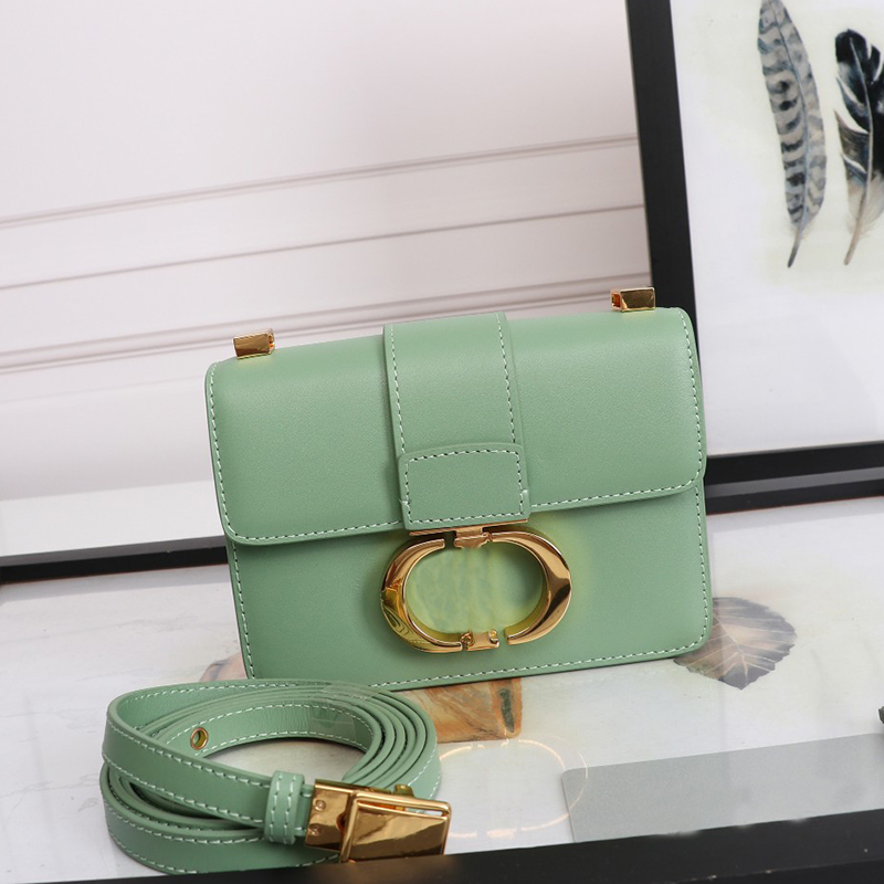 Micro 30 Montaigne Bag Box Bags Luxurious Handbags Designer Handbag Shoulder Crossbody Luxuries Designers Women Lady Woman With Box Dustbag Luxury Cross Body
Micro 30 Montaigne Bag Box Bags Luxurious Handbags Designer Handbag Shoulder Crossbody Luxuries Designers Women Lady Woman With Box Dustbag Luxury Cross Body