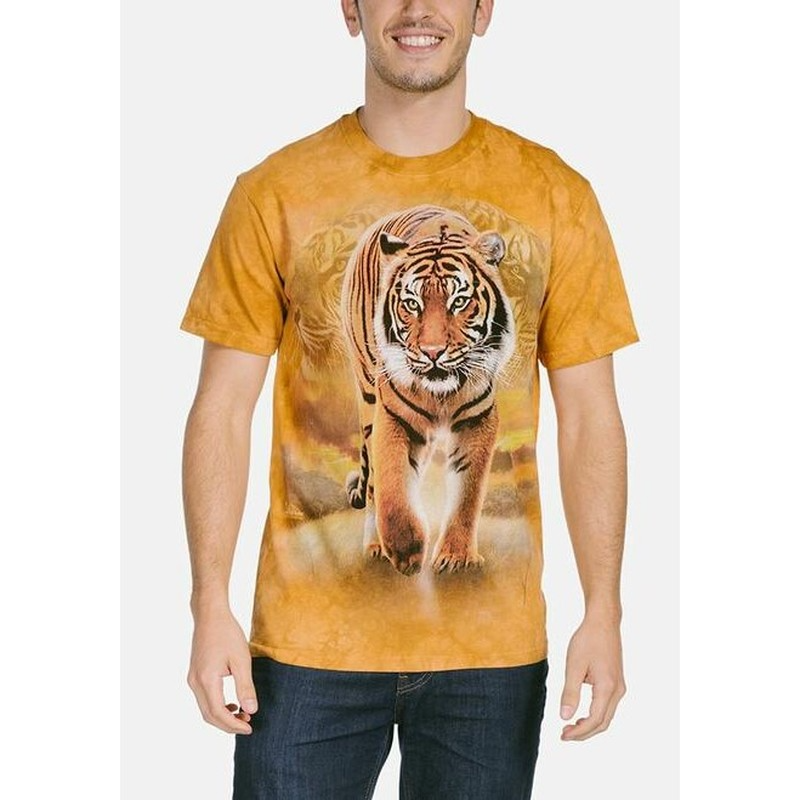 Tiger Lion Figure Men's 3D Printed T-shirt Visual Impact Party Top Streetwear Punk Gothic Round Neck High Quality American Muscle Style, White;black
Tiger Lion Figure Men's 3D Printed T-shirt Visual Impact Party Top Streetwear Punk Gothic Round Neck High Quality American Muscle Style, White;black