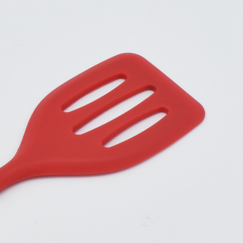 Food Grade Silicone Turners Cooking Utensils Egg Fish Frying Pan Scoop Fried Shovel Spatula Kitchen Tools Gadgets Wholesale GGA5132 Free shipping