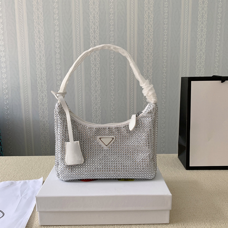 Latest Diamond Women Shoulder Bag 2021 Summer 8 Color Underarm Purses Fashion Lady Designers Luxurys Brand Handbags Bling Nylon High Quality, Box(not sold separately)
Latest Diamond Women Shoulder Bag 2021 Summer 8 Color Underarm Purses Fashion Lady Designers Luxurys Brand Handbags Bling Nylon High Quality, Box(not sold separately)