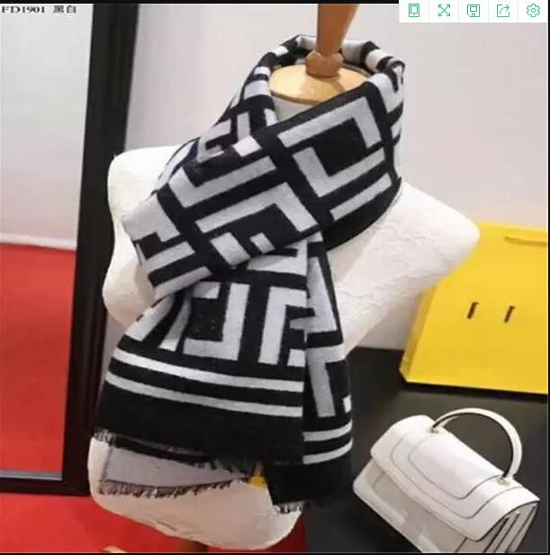 Big Size Women Printed embroidery Scarf Silk Winter Print Foulard Satin Square Head Scarves Luxury Designer Shawls.
Big Size Women Printed embroidery Scarf Silk Winter Print Foulard Satin Square Head Scarves Luxury Designer Shawls.