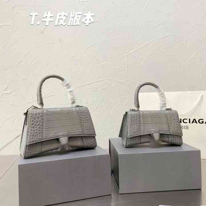 Women Luxurys Designer Handbags Balencaiga Bag 2021 New Hourglass Hand Messenger Versatile High Quality Leather FRTJ
Women Luxurys Designer Handbags Balencaiga Bag 2021 New Hourglass Hand Messenger Versatile High Quality Leather FRTJ