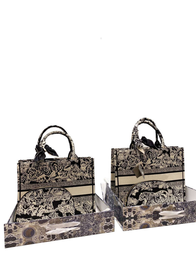 2021 Luxury designer shopping bag handbag presbyopia color pattern high-end brand, Make up the freight link;don
2021 Luxury designer shopping bag handbag presbyopia color pattern high-end brand, Make up the freight link;don