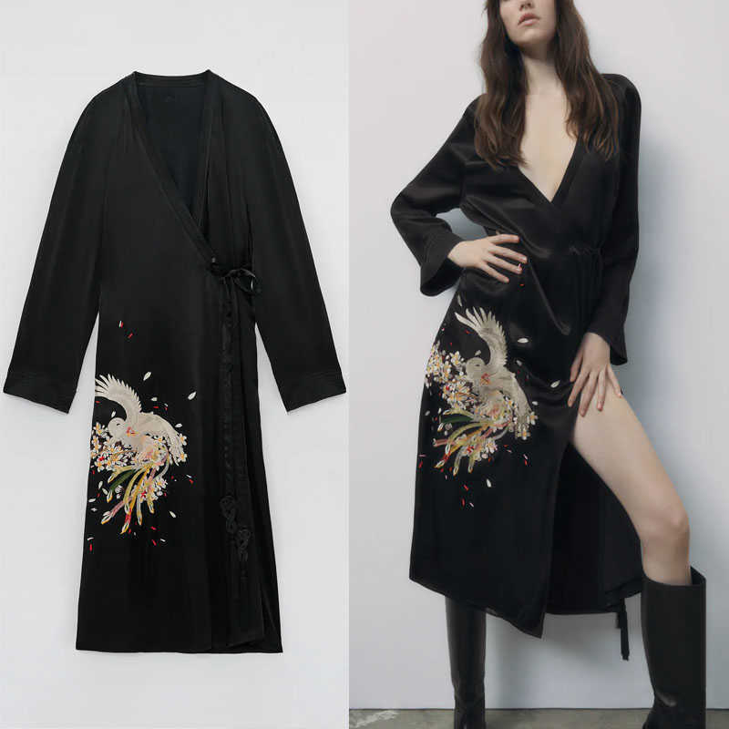 Za Embroidered Long Kimono Dress Women Long Sleeve Wrap V Neck Elegant Party Dresses Fashion Tonal Tassel Ties Vestidos 210602, Black
Za Embroidered Long Kimono Dress Women Long Sleeve Wrap V Neck Elegant Party Dresses Fashion Tonal Tassel Ties Vestidos 210602, Black