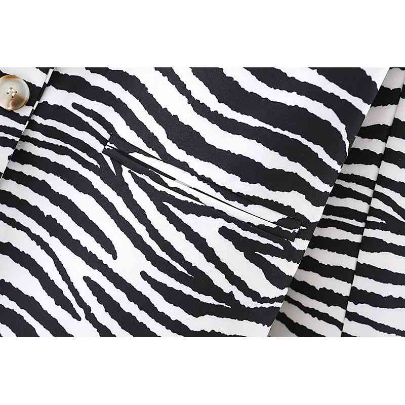 Streetwear Women Zebra Stripes Print Coats Fashion Ladies Single Button Blazers Causal Female Chic Pocket Jackets 210430