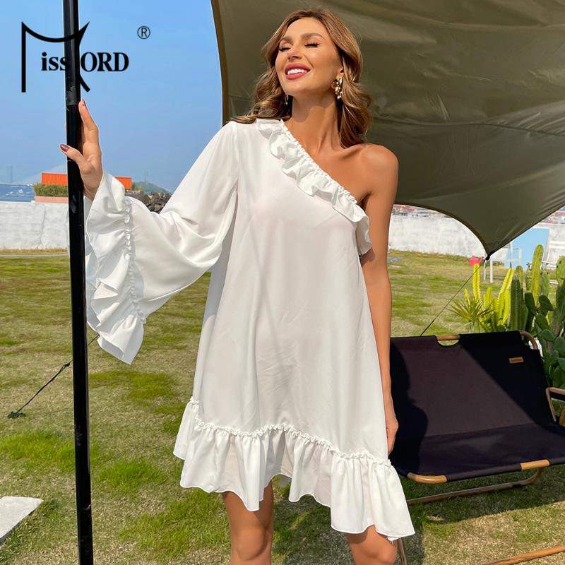 Casual Dresses Missord 2021 Summer Sexy Ruffles Solid Color Short Women Dress Strapless Irregular Neck Holiday White Mini
Casual Dresses Missord 2021 Summer Sexy Ruffles Solid Color Short Women Dress Strapless Irregular Neck Holiday White Mini