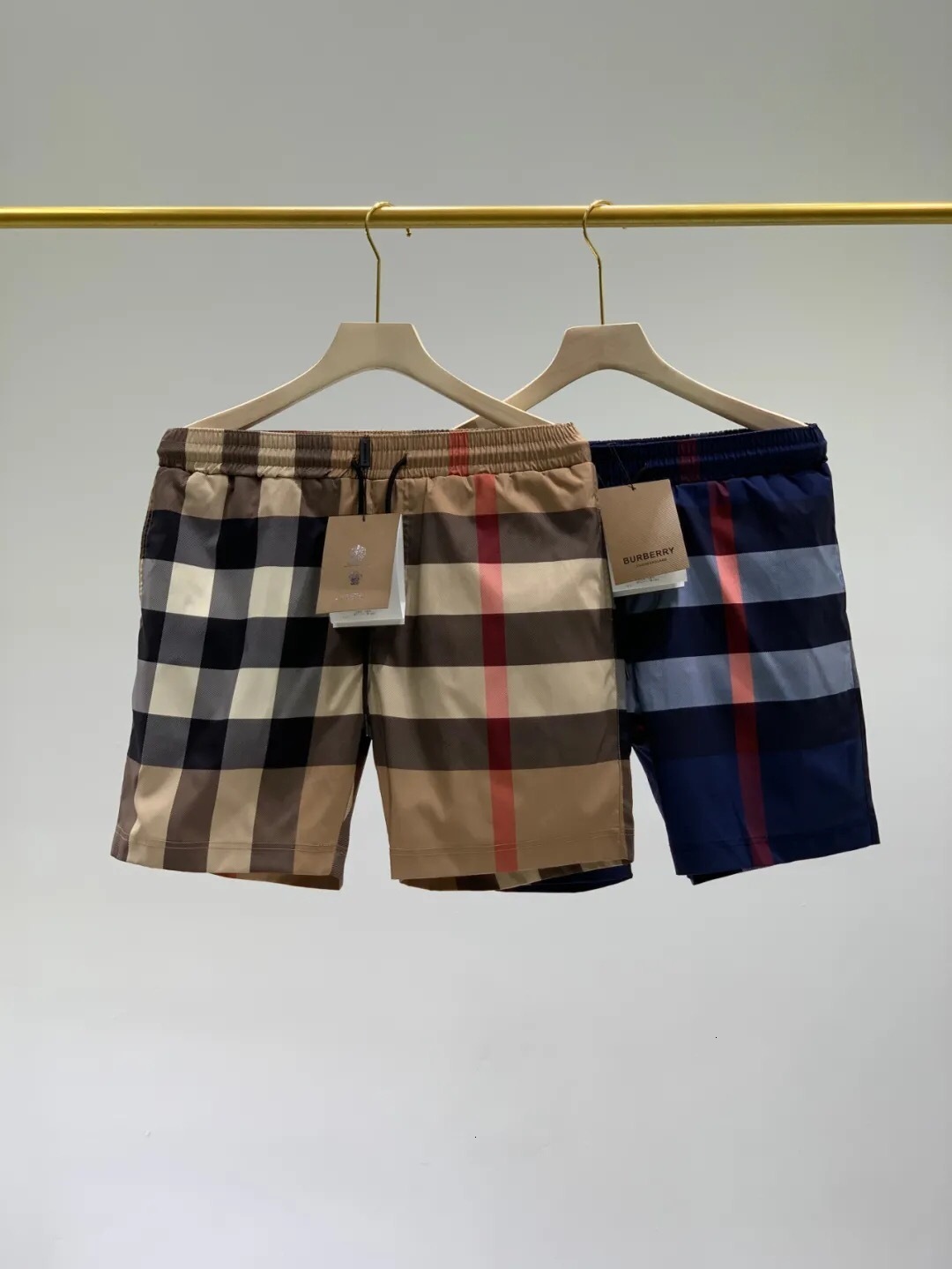 Men's T-shirt Summer B/u/r/b/e/r/r Shorts Designer Speedo Luxury Quality Silk/cotton Casual Checked Pants, White;black
Men's T-shirt Summer B/u/r/b/e/r/r Shorts Designer Speedo Luxury Quality Silk/cotton Casual Checked Pants, White;black
