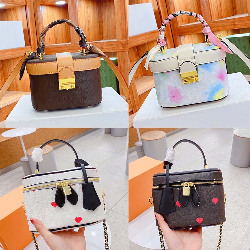 High-quality Designer bags Cosmetic bag ladies shoulder handbag wallet colorful inner clips multi-function large-capacity 01, #10
High-quality Designer bags Cosmetic bag ladies shoulder handbag wallet colorful inner clips multi-function large-capacity 01, #10
