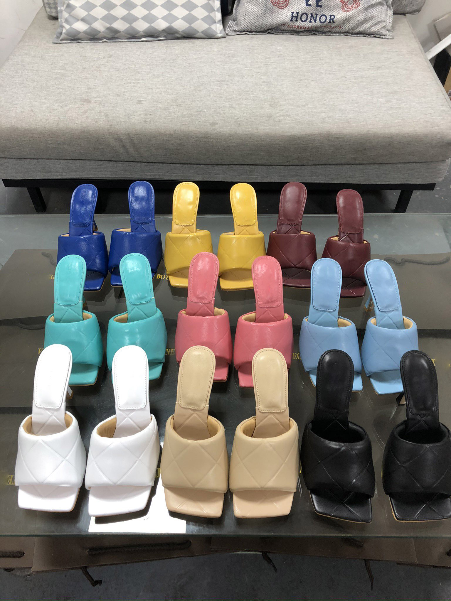 2021 high quality ladies' lido shoes braided sandals coach heels peep-toe stuffies designer stylist summertime joker heel 9 cm, White;red
2021 high quality ladies' lido shoes braided sandals coach heels peep-toe stuffies designer stylist summertime joker heel 9 cm, White;red