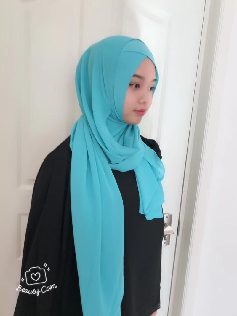 Scarves (12 Pieces/lot) 2021 Malaysia Plain Crossover Instant Hijab Cotton Shawls,outer Layer Chiffon Muslim Scarf HW249
Scarves (12 Pieces/lot) 2021 Malaysia Plain Crossover Instant Hijab Cotton Shawls,outer Layer Chiffon Muslim Scarf HW249