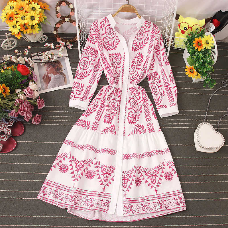 Autumn Fashion Blue and White Porcelain Printing Long V Neck Casual Dress for Women 210615
Autumn Fashion Blue and White Porcelain Printing Long V Neck Casual Dress for Women 210615
