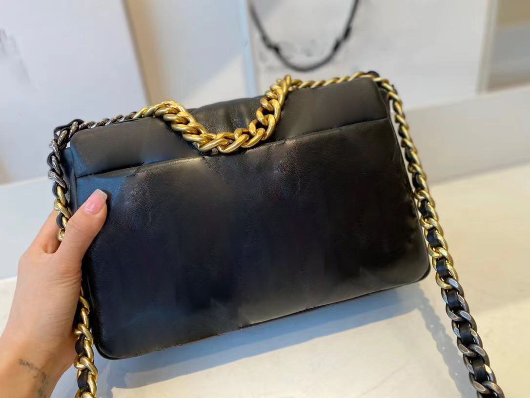 7A+ women fashion black lambskin quilted large flap bag 19Bag shoulder crossbody genuine real leather chain bags handbags purses, Other style contact us
7A+ women fashion black lambskin quilted large flap bag 19Bag shoulder crossbody genuine real leather chain bags handbags purses, Other style contact us
