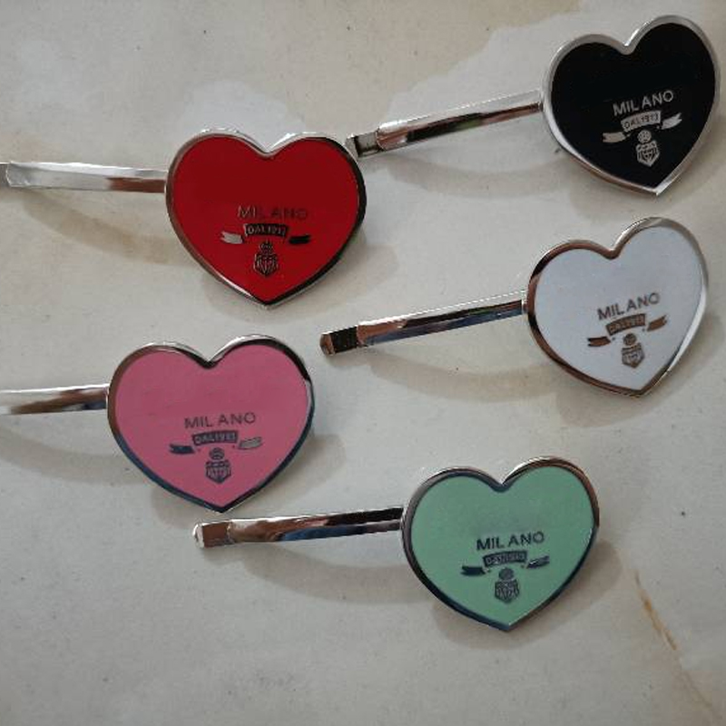 Women Heart Letter Hair Clip with Stamp 5 Colors Letters Barrettes Fashion Hair Accessories for Gift Party, Golden;silver
Women Heart Letter Hair Clip with Stamp 5 Colors Letters Barrettes Fashion Hair Accessories for Gift Party, Golden;silver
