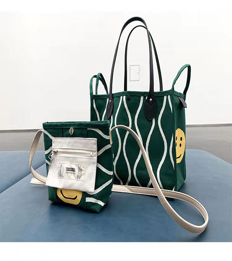 Waist Bags 2021 Kapital Canvas Ripple Bag Oversided Smily Print Zipper Patch Women Shoulder Handbag Hidden Button Strap Adjustable, Sky blue
Waist Bags 2021 Kapital Canvas Ripple Bag Oversided Smily Print Zipper Patch Women Shoulder Handbag Hidden Button Strap Adjustable, Sky blue