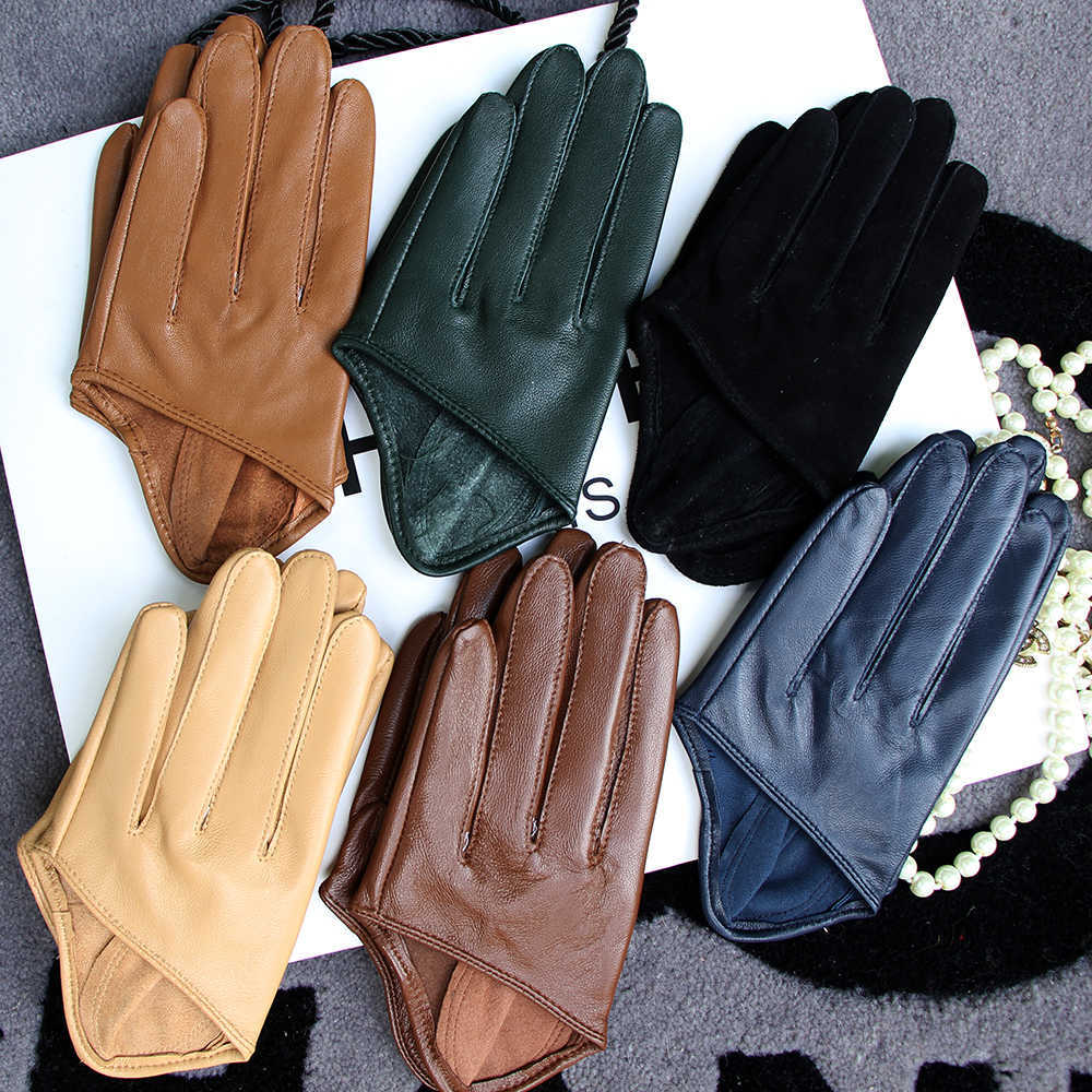 Men's Half Palm Gloves Real Leather Color Patent Leather Glove Fashion Stage Men's Motorcycle Gloves Sheepskin Customization New H1022, No touchscreen
Men's Half Palm Gloves Real Leather Color Patent Leather Glove Fashion Stage Men's Motorcycle Gloves Sheepskin Customization New H1022, No touchscreen