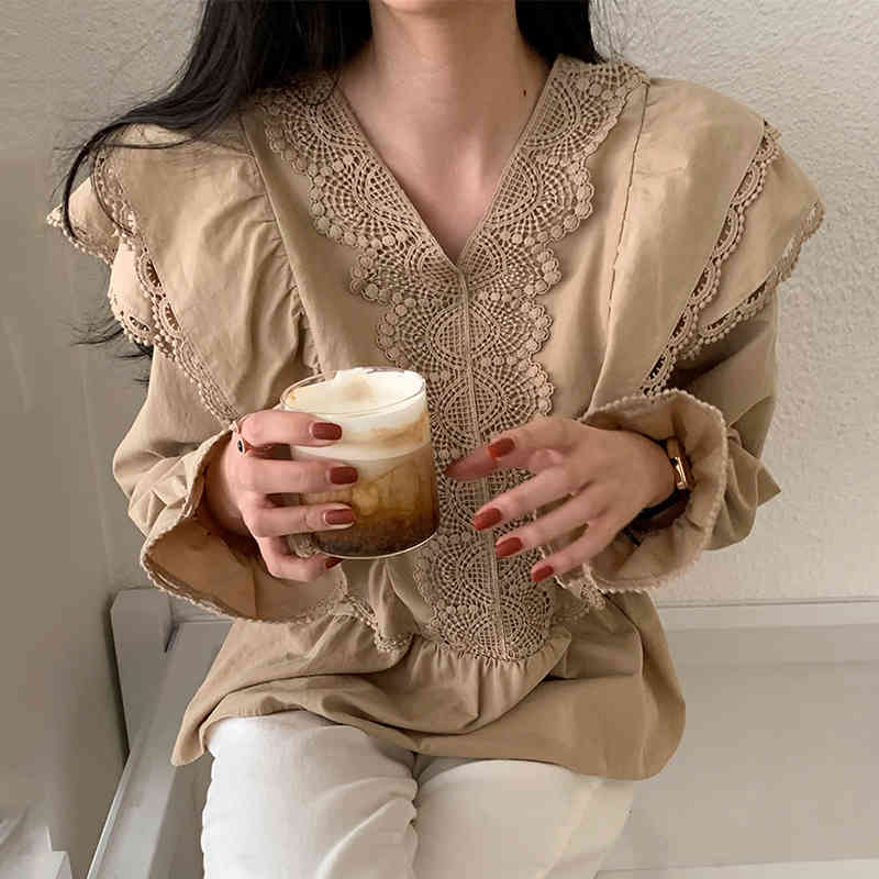 Nomikuma Autumn Chic V-neck Women Shirt Korean Lace Patchwork Ruffle Blouse New Flare Long Sleeve Slim Waist Blusas 6D285 210427