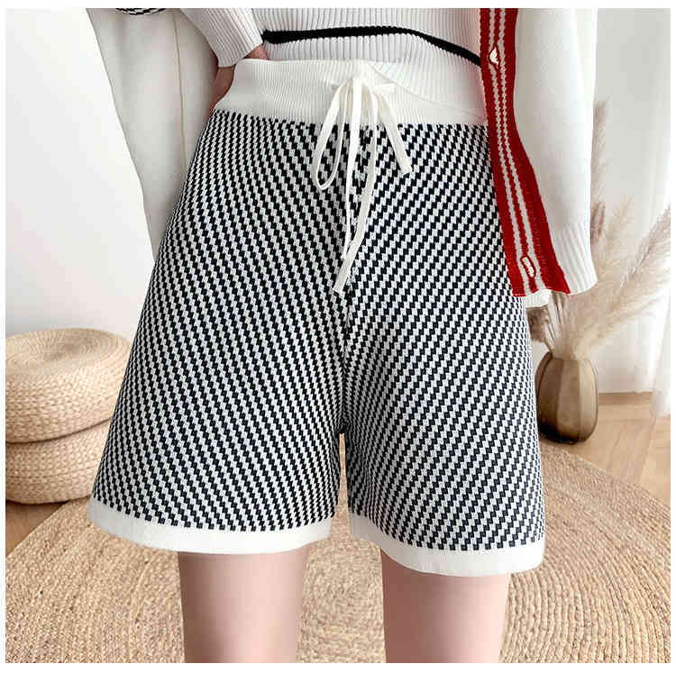Autumn Women Knit Striped Jackets+Shorts Sets Long Sleeve V Neck Single Breasted Jumpers Coats Short Pants Suits for Woman 210519