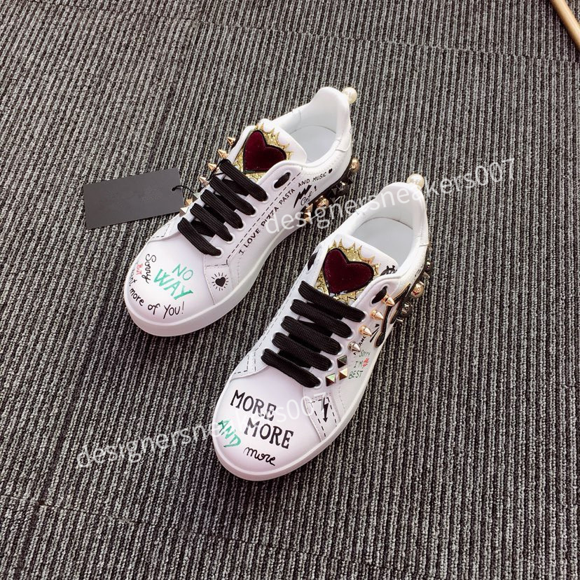2021 Men boots Paris Triple S Trainers Women 17FW Sneakers Old Dad Shoes Platform Black White Casual Trainer Designer Shoe 34-45, 02
2021 Men boots Paris Triple S Trainers Women 17FW Sneakers Old Dad Shoes Platform Black White Casual Trainer Designer Shoe 34-45, 02