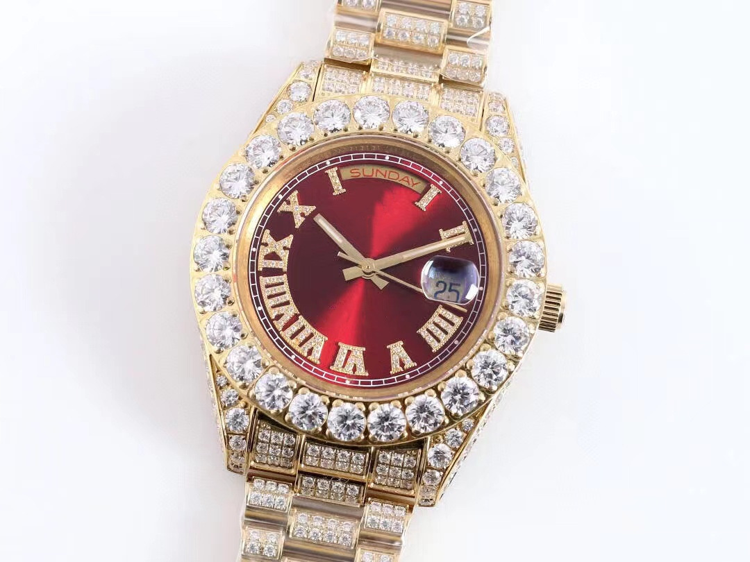 Luxury designer Classic fashion automatic mechanical watch size 43mm all set with diamond sapphire glass waterproof function men like Christmas gifts
Luxury designer Classic fashion automatic mechanical watch size 43mm all set with diamond sapphire glass waterproof function men like Christmas gifts