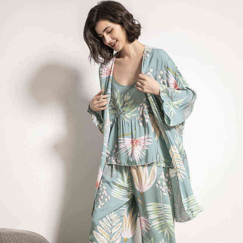 Cotton Viscose Ladies Three-piece Pajamas Set Women Spring and Autumn Comfortable Soft Home Suit Robes with Pants Pajamas Set 211109