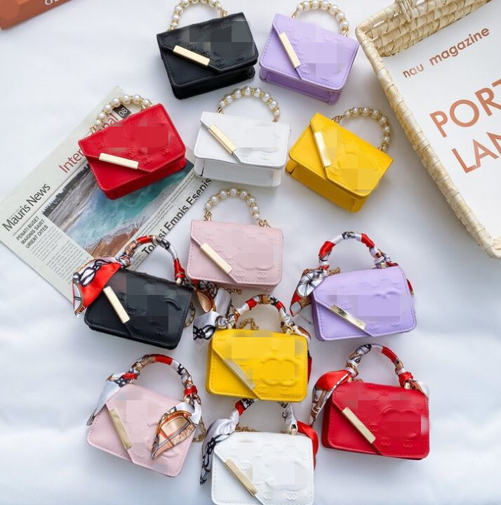 Baby handbags Mini children bags small chain cross slung square bag printed girl's accessories purse wholesale, Black
Baby handbags Mini children bags small chain cross slung square bag printed girl's accessories purse wholesale, Black