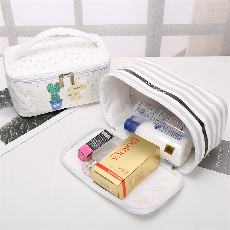 Cosmetic Bags & Cases Fashion Large Women Bag Pu Leather Polyester Waterproof Zipper Make Up Travel Washing Makeup Organizer Beauty Case
Cosmetic Bags & Cases Fashion Large Women Bag Pu Leather Polyester Waterproof Zipper Make Up Travel Washing Makeup Organizer Beauty Case