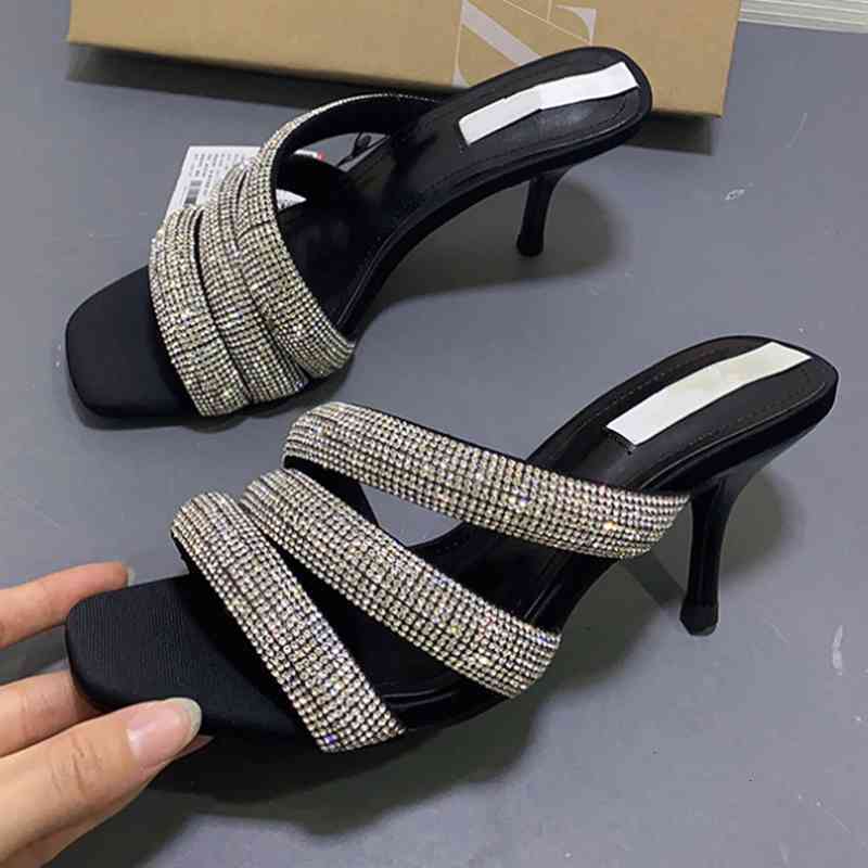 female fashions bright black Sandals slippers decoration rhinestones heel high stiletto women's shoes open toe 6M3C, 1# shoe box
female fashions bright black Sandals slippers decoration rhinestones heel high stiletto women's shoes open toe 6M3C, 1# shoe box