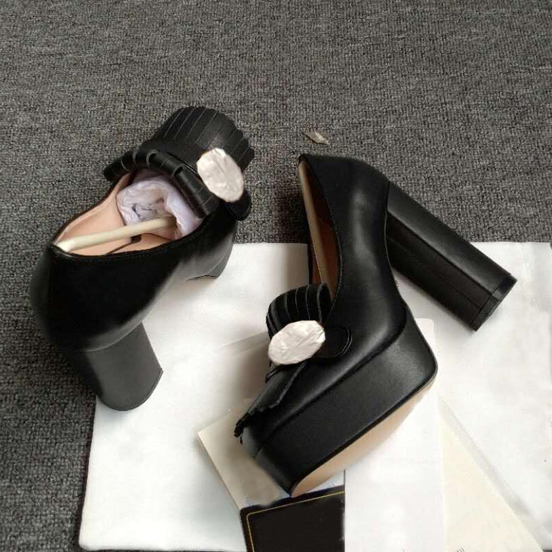 New style single shoes fashion designer sandals thick high-heeled work shoes bar party one-step leather women's shoes metal buckle platform thick heels, Black
New style single shoes fashion designer sandals thick high-heeled work shoes bar party one-step leather women's shoes metal buckle platform thick heels, Black