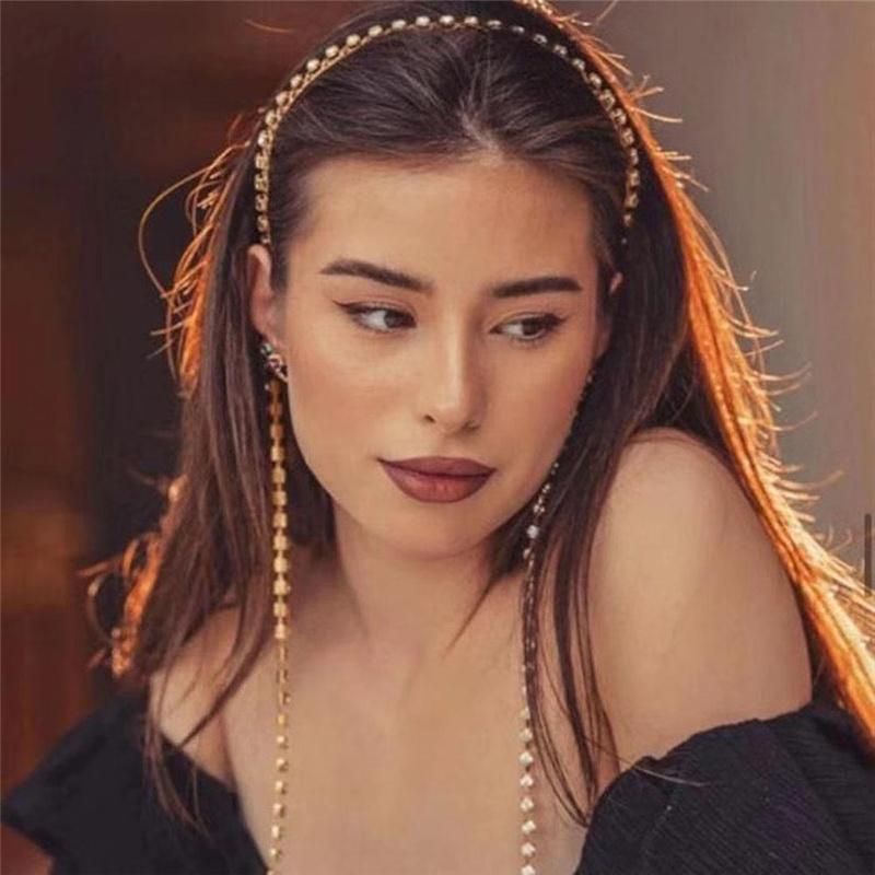 Hair Clips & Barrettes Shiny Rhinestone Long Tassel Chain Headband Female Jewelry Asymmetric Crystal Wedding Headwear Accessories Wholesale, Golden;silver
Hair Clips & Barrettes Shiny Rhinestone Long Tassel Chain Headband Female Jewelry Asymmetric Crystal Wedding Headwear Accessories Wholesale, Golden;silver