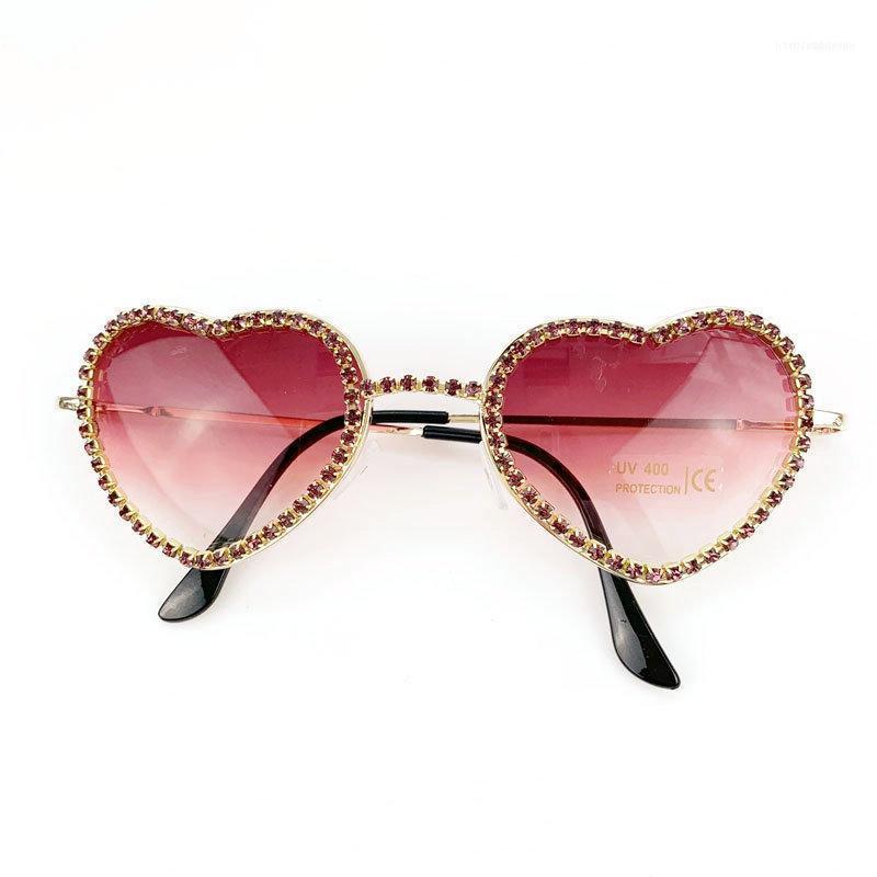 Vintage Round Diamond Heart Shape Sunglasses Women Punk Red Black Clear Lens Rhinestone Eyeglasses UV400 FML1
Vintage Round Diamond Heart Shape Sunglasses Women Punk Red Black Clear Lens Rhinestone Eyeglasses UV400 FML1