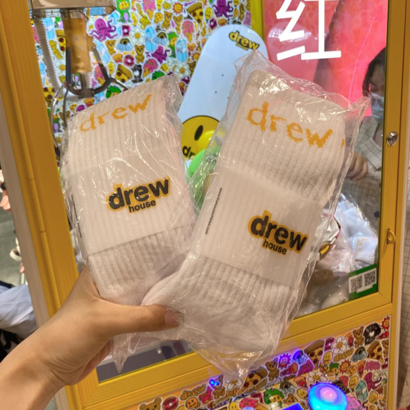 2021 Drew House Mens Womens Socks Casual Cotton Breathable Letter Skateboard Hip Hop Long Sock for Couples Tide Designer, Black
2021 Drew House Mens Womens Socks Casual Cotton Breathable Letter Skateboard Hip Hop Long Sock for Couples Tide Designer, Black