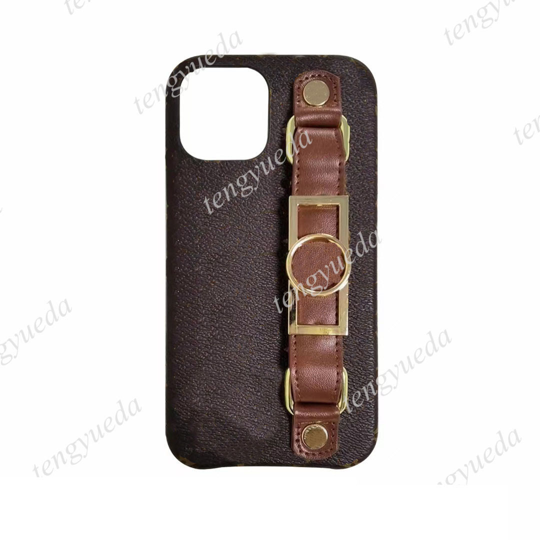 Fashion Classic Designer Phone Cases for iPhone 15 15pro 14 14pro 14plus 13 12 11 pro max Xs XR Xsmax 7 8 plus Leather Wristband Luxury Cellphone Cover of with Box