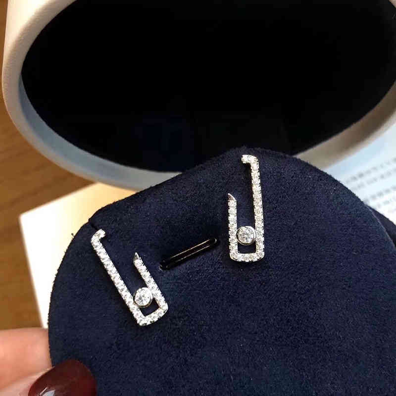 Brand Pure 925 Sterling Silver Jewelry For Women Beach Earrings Slide Stone Pin Design Earrings Move Stone Design Hot Summer 210323, Golden;silver
Brand Pure 925 Sterling Silver Jewelry For Women Beach Earrings Slide Stone Pin Design Earrings Move Stone Design Hot Summer 210323, Golden;silver