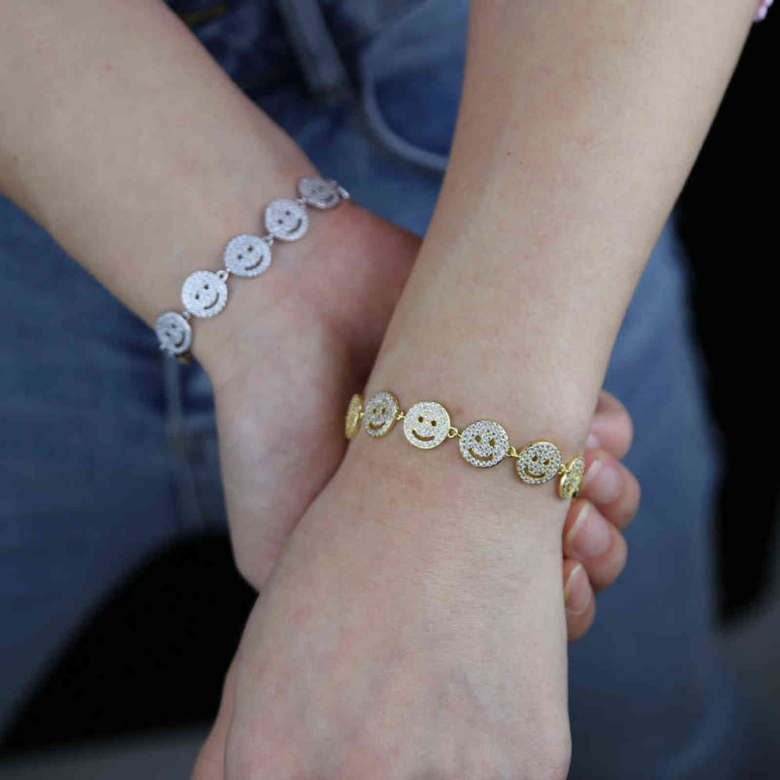 sale gold plated Women girl Micro Pave Cubic Zirconia Good Luck Happy smile face Disc Charm bracelets Birthday Gifts Jewelry 211124