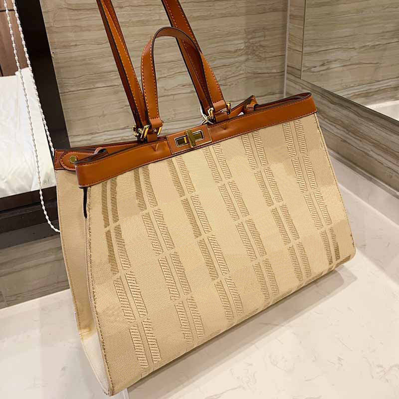 Handbag Women Luxurys Designers Bag 2021 Shoulder Bags Lager Canvas Tote Fashion Embroidery Letter Clutch Leather Trim Gold Hardware Interio
Handbag Women Luxurys Designers Bag 2021 Shoulder Bags Lager Canvas Tote Fashion Embroidery Letter Clutch Leather Trim Gold Hardware Interio
