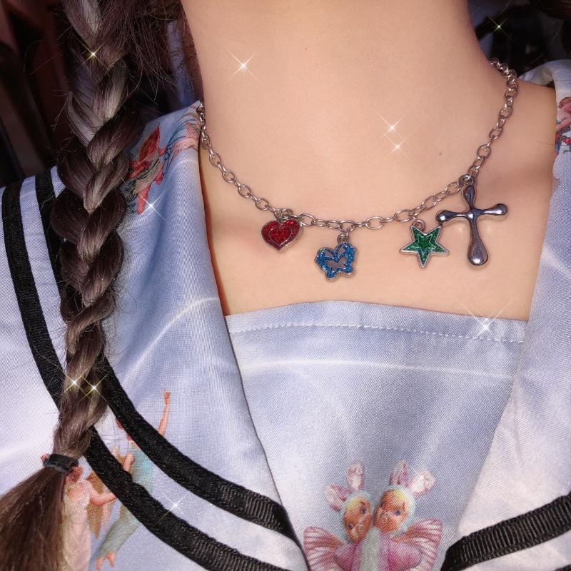 Chains Y2K Fashion Trendy Women Necklace Stylish Cute Pendant Design For Cool Girls, Silver
Chains Y2K Fashion Trendy Women Necklace Stylish Cute Pendant Design For Cool Girls, Silver