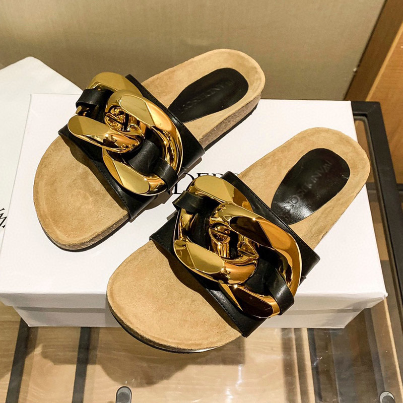 Designer Women JW Loafers Mules Slippers England London JA Sandals Genuine Leather Cowskin Wood Bottom Flat Heels Slides Gold Chain Slipper Luxurys Designers Shoes, Black
Designer Women JW Loafers Mules Slippers England London JA Sandals Genuine Leather Cowskin Wood Bottom Flat Heels Slides Gold Chain Slipper Luxurys Designers Shoes, Black