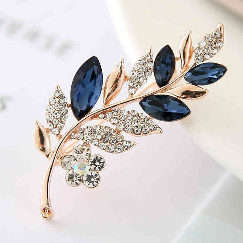 Brooch Hengrao Classic Lovers Leaf High Grade Alloy Diamond Suit Pin