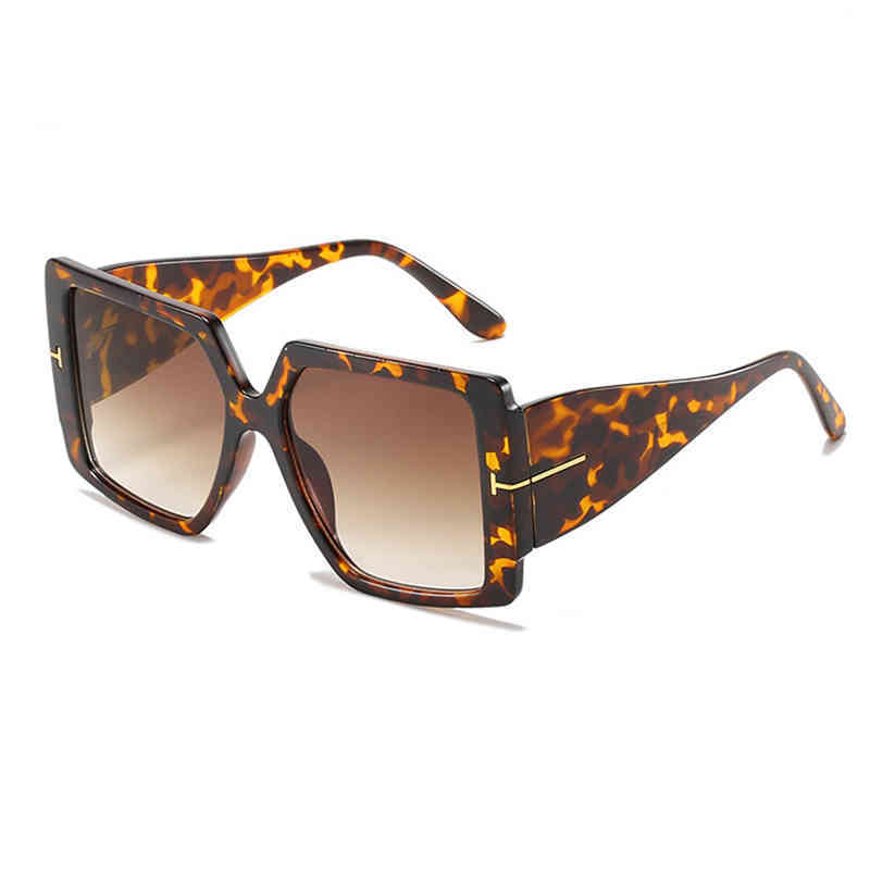 Fashion Classic Oversized Square sunglass For Women Men Fire Dign Male Summer Outdoor Driving Fish Travel SunglassMD24
Fashion Classic Oversized Square sunglass For Women Men Fire Dign Male Summer Outdoor Driving Fish Travel SunglassMD24