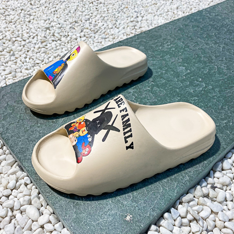 Top quality 2021 platform slipper sandal shoes foam runner pure core biack resin bone west men women luxury designer slides sandals, Black
Top quality 2021 platform slipper sandal shoes foam runner pure core biack resin bone west men women luxury designer slides sandals, Black
