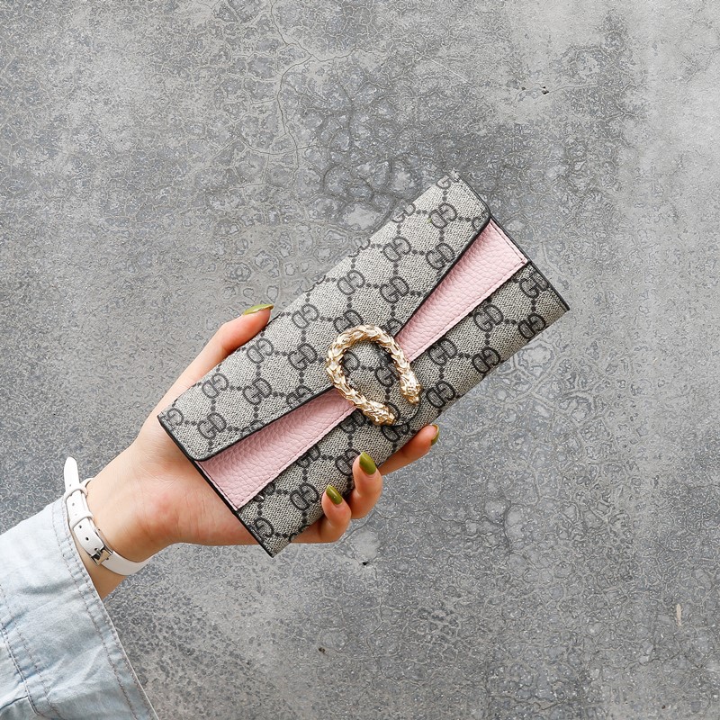 2021 big-name wallet designer ladies long style trendy card pockets three-fold contrast color buckle clutch wallet wallet card bag clutch, Red
2021 big-name wallet designer ladies long style trendy card pockets three-fold contrast color buckle clutch wallet wallet card bag clutch, Red